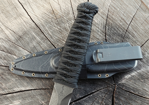 JC DAGGER BLACK CORDAGE + RAY SKIN