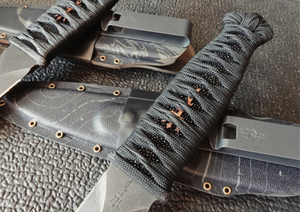 JC DAGGER BLACK CORDAGE + RAY SKIN + PATINA BRASS TRIDENT