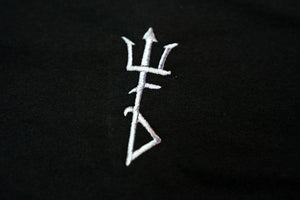 BITE EMBROIDERED TEE