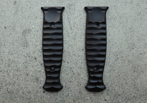 JC DAGGER G10 BLACK GRIPS
